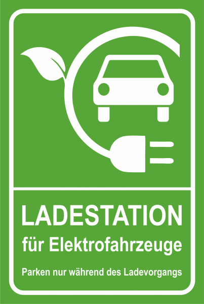 Parkplatzschild im Hochformat grundfarbig Grün mit weißem Symbol und Text Ladestation für E Fahrzeuge